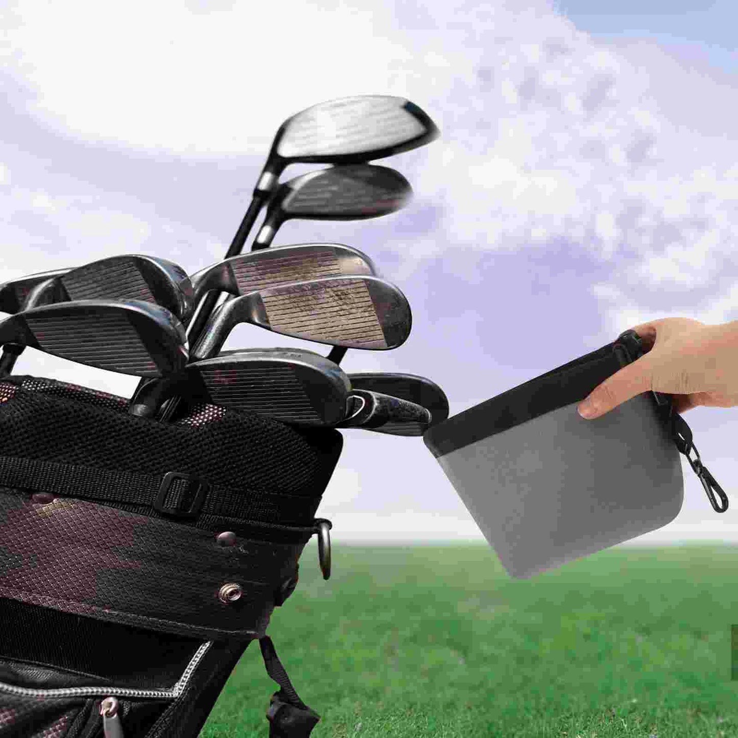 2Pcs Portable Golf Club Cleaning Bag Detachable Golf Ball Cleaner Pouch Multifunctional Easy Clean Bag For Accessories